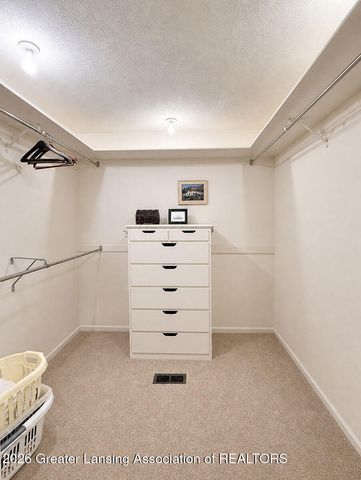 1543 Meadowbrook Lane, East Lansing, MI 48823