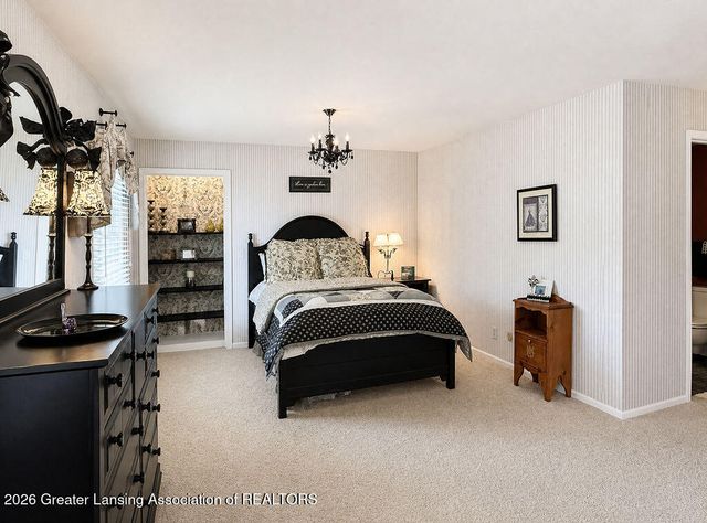 1543 Meadowbrook Lane, East Lansing, MI 48823