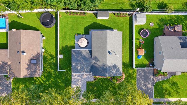 4 Salisbury Drive N, East Northport, NY 11731