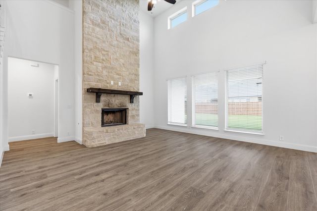 208 Lakewood Lane, Ponder, TX 76259
