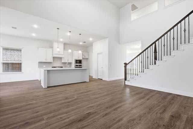 208 Lakewood Lane, Ponder, TX 76259