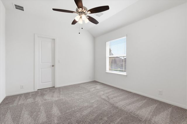 208 Lakewood Lane, Ponder, TX 76259