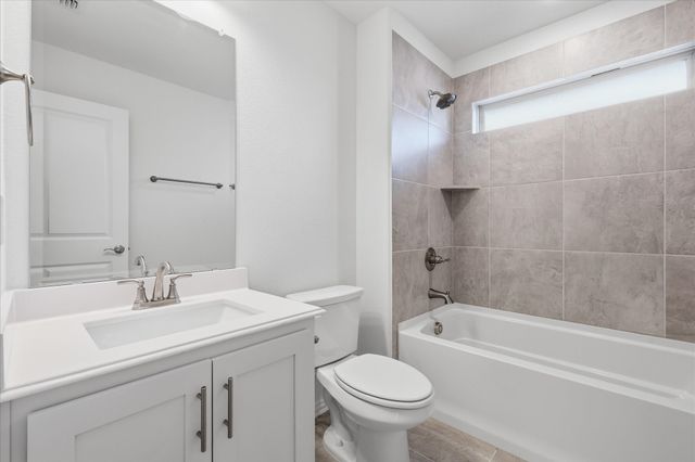 208 Lakewood Lane, Ponder, TX 76259