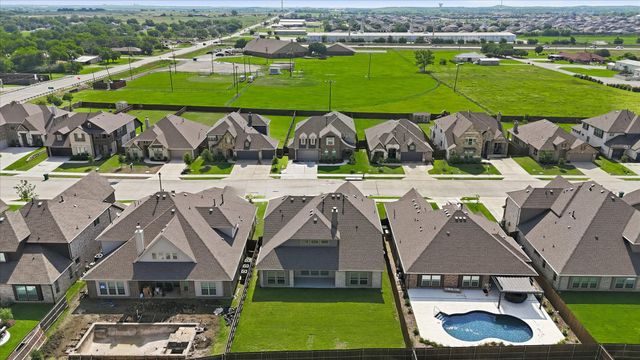208 Lakewood Lane, Ponder, TX 76259