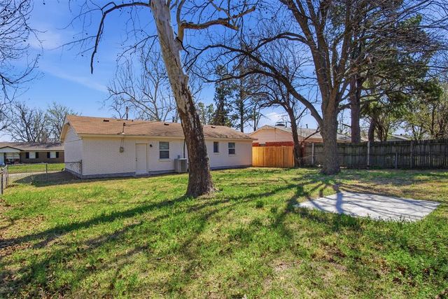 1417 McDonald Drive, Midwest City, OK 73130