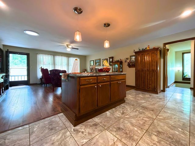 69 Saginaw Circle, Cherokee Village, AR 72529