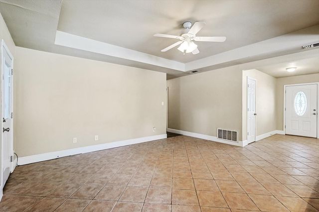 218 Raintree Drive, Highland Village, TX 75077