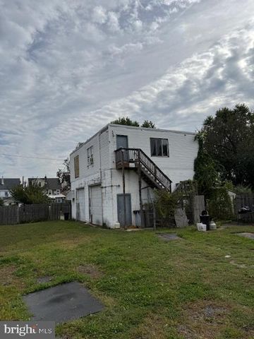 637 SPRUCE ST, Bristol, PA 19007