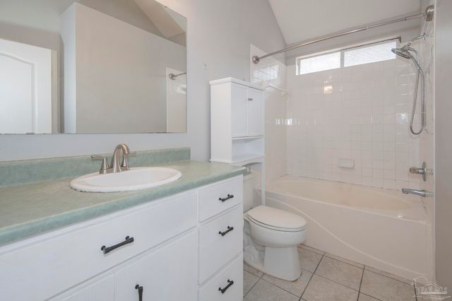 4633 Calle Ventoso, Pensacola, FL 32514