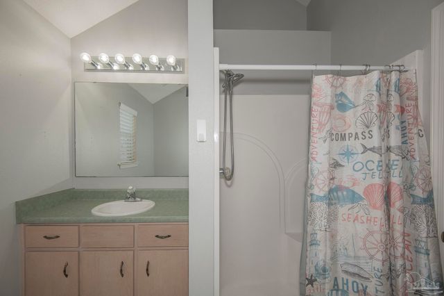 4633 Calle Ventoso, Pensacola, FL 32514