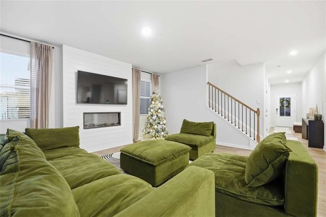 7129 Timberland Trail, Lithonia, GA 30058