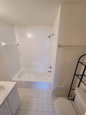 8451 NW 4th Avenue 8451, Miami, FL 33150