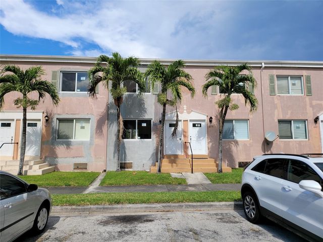 8451 NW 4th Avenue 8451, Miami, FL 33150