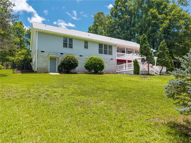 429 Burns Mill Road, West Union, SC 29696