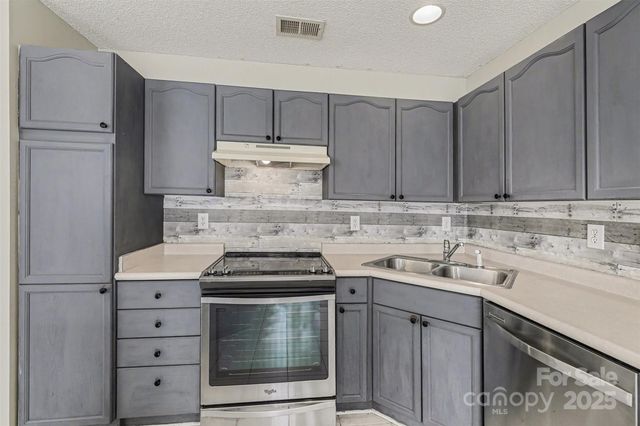 4557 Antelope Lane, Charlotte, NC 28269