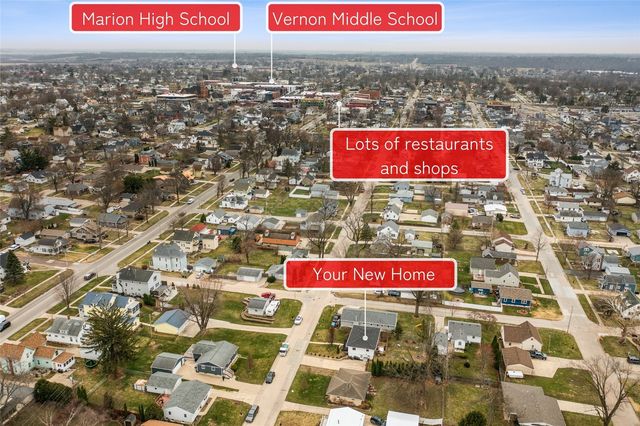 1436 9th St, Marion, IA 52302