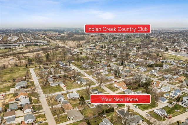 1436 9th St, Marion, IA 52302