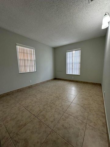 4583 Arthur Street, Palm Beach Gardens, FL 33418