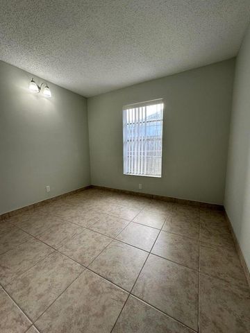 4583 Arthur Street, Palm Beach Gardens, FL 33418