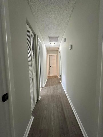 4583 Arthur Street, Palm Beach Gardens, FL 33418