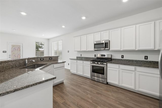 19179 Pinewood Grove Trail, New Caney, TX 77357
