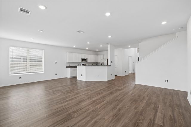 19179 Pinewood Grove Trail, New Caney, TX 77357