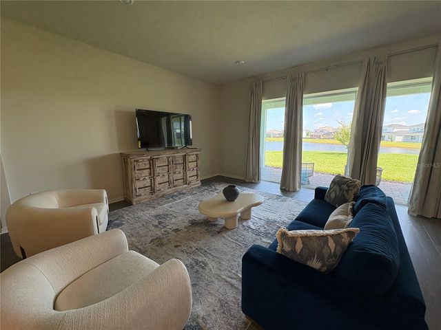 8243 FENTON STREET, Orlando, FL 32836