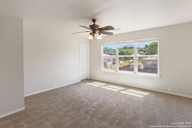 15811 Beaufort Blvd, Selma, TX 78154