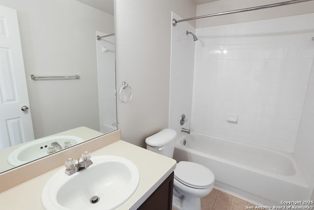 15811 Beaufort Blvd, Selma, TX 78154