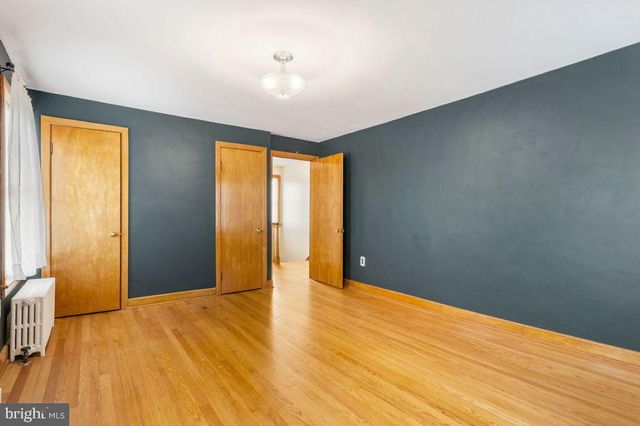 1241 GRANDVIEW RD, Hanover, PA 17331