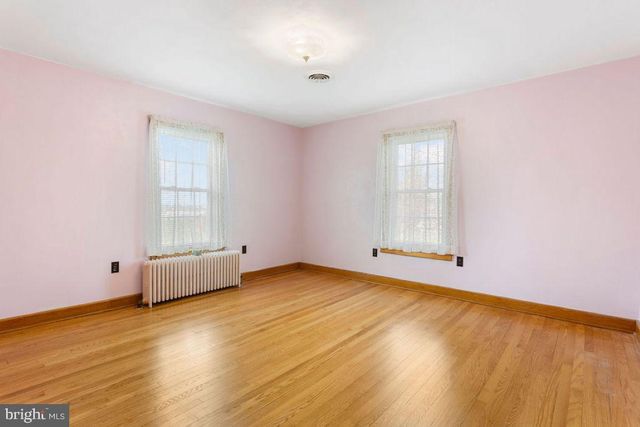 1241 GRANDVIEW RD, Hanover, PA 17331