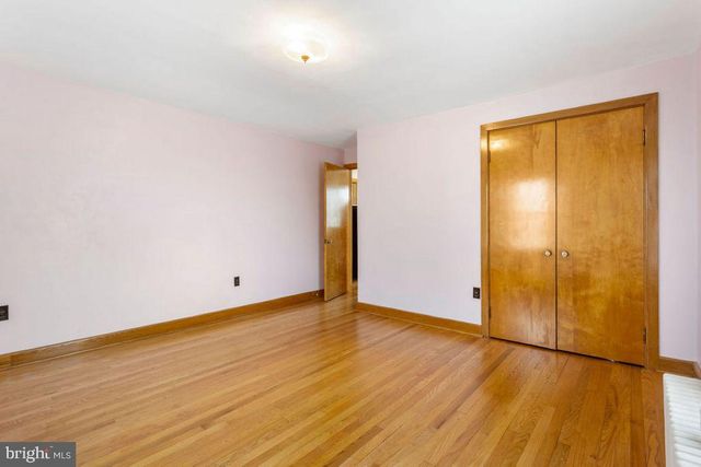 1241 GRANDVIEW RD, Hanover, PA 17331