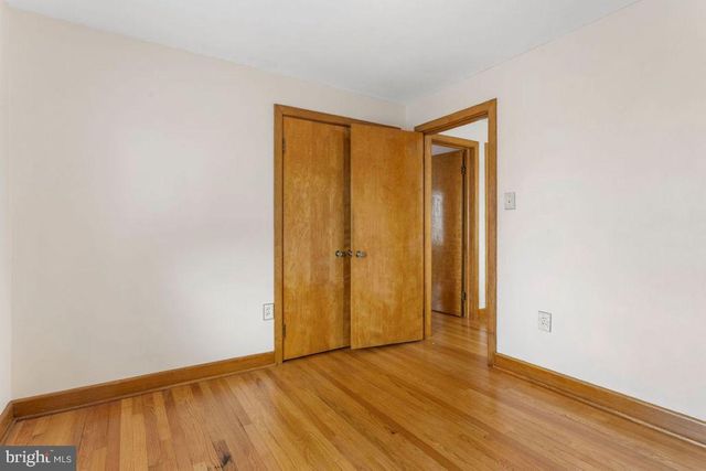 1241 GRANDVIEW RD, Hanover, PA 17331