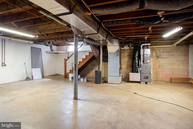 1241 GRANDVIEW RD, Hanover, PA 17331