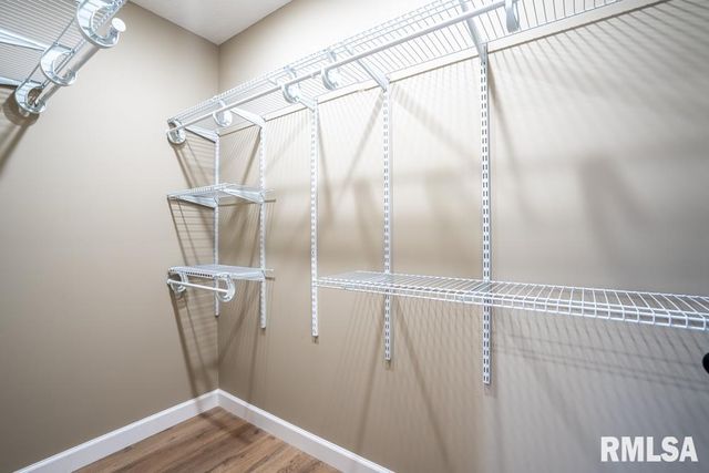 1801 W ADAMS Street, Herrin, IL 62948