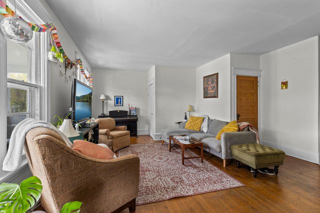 2447 Colfax Avenue S, Minneapolis, MN 55405