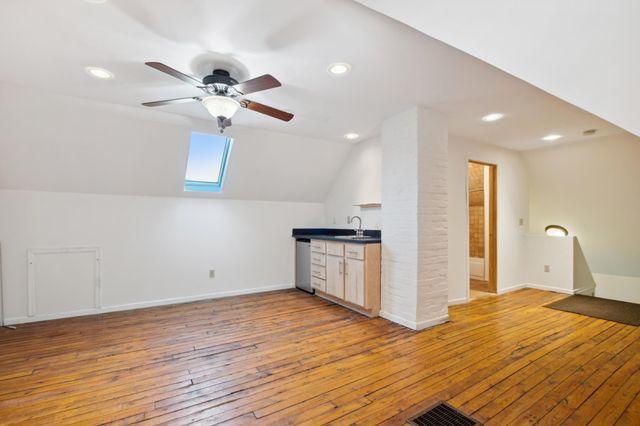 2447 Colfax Avenue S, Minneapolis, MN 55405