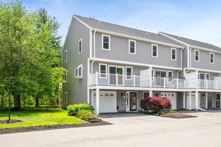 22 Collins St 26, Danvers, MA 01923