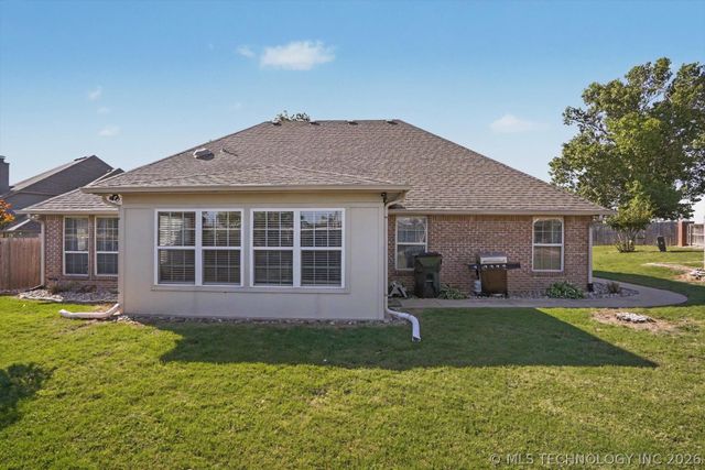 9216 N 130th East Court, Owasso, OK 74055