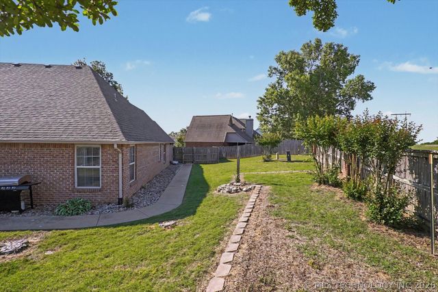9216 N 130th East Court, Owasso, OK 74055