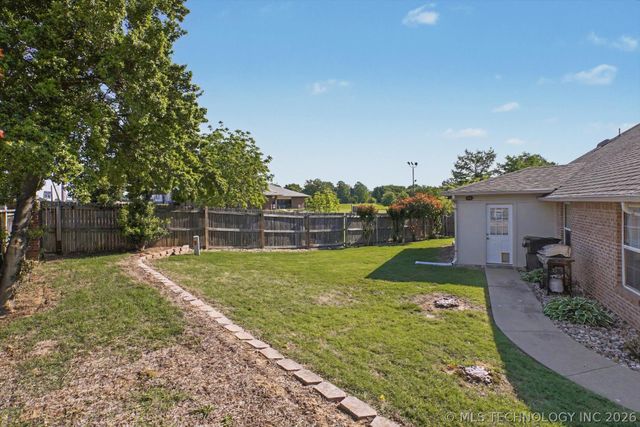 9216 N 130th East Court, Owasso, OK 74055