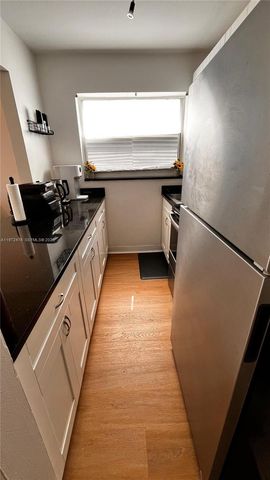 1990 Marseille Dr 407, Miami Beach, FL 33141