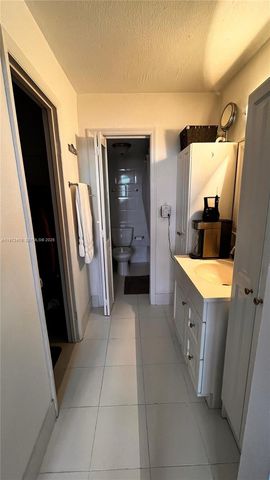 1990 Marseille Dr 407, Miami Beach, FL 33141