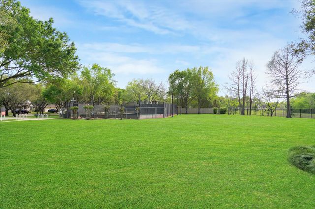 1415 Amber Knoll Court, Houston, TX 77062