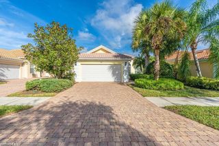 7687 Hernando CT, Naples, FL 34114