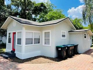 1328 CLOVERLAWN AVENUE B, Orlando, FL 32806