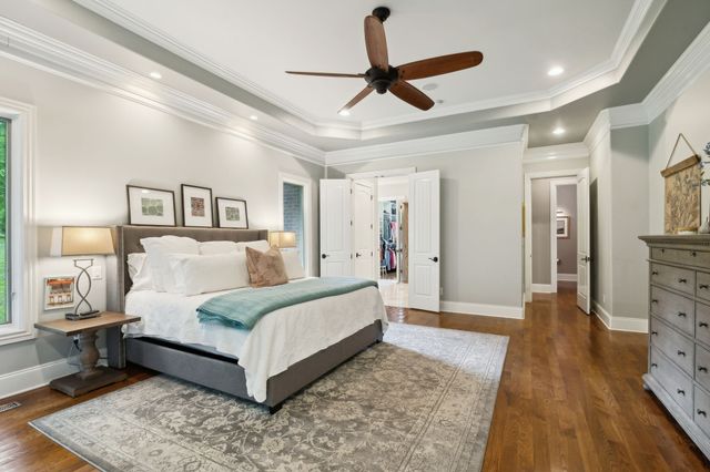 1075 Natchez Valley Ln, Franklin, TN 37064