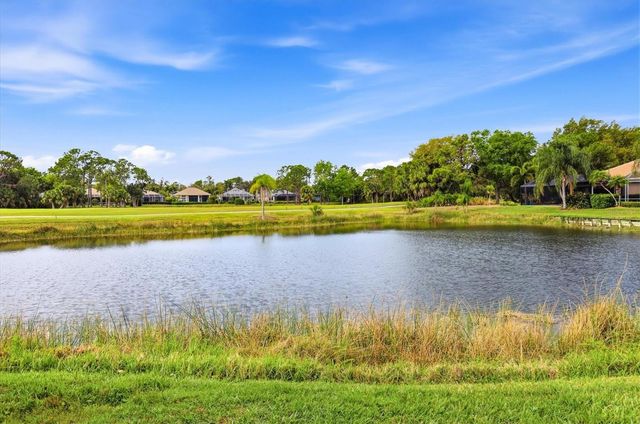 7304 SAINT GEORGES WAY, University Park, FL 34201