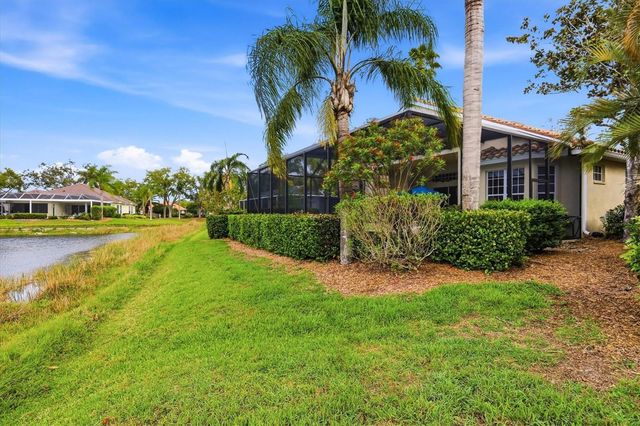 7304 SAINT GEORGES WAY, University Park, FL 34201