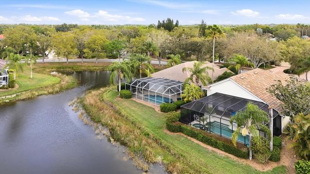 7304 SAINT GEORGES WAY, University Park, FL 34201